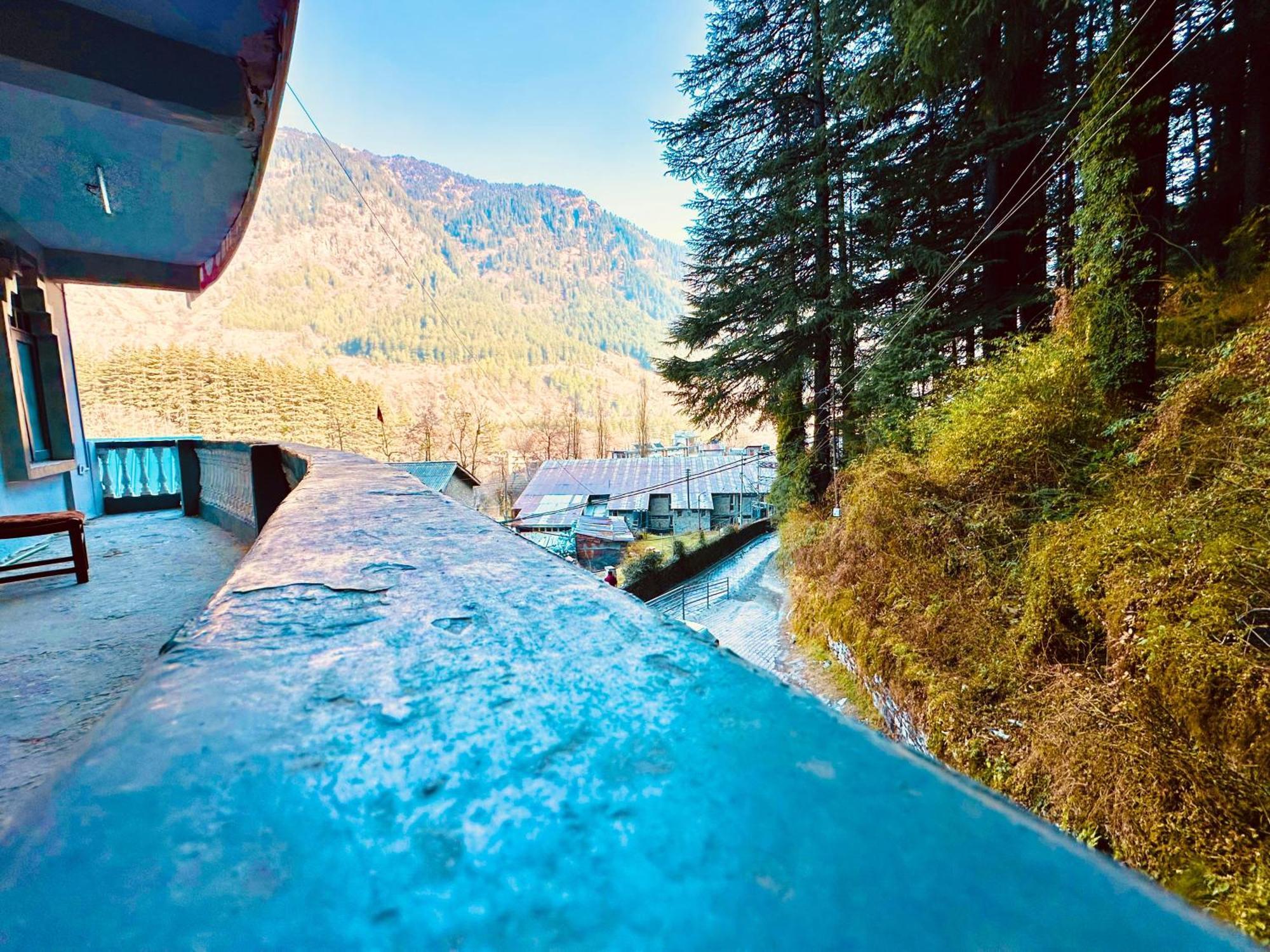 Hotel D Kanchan Manali Manāli Exterior foto