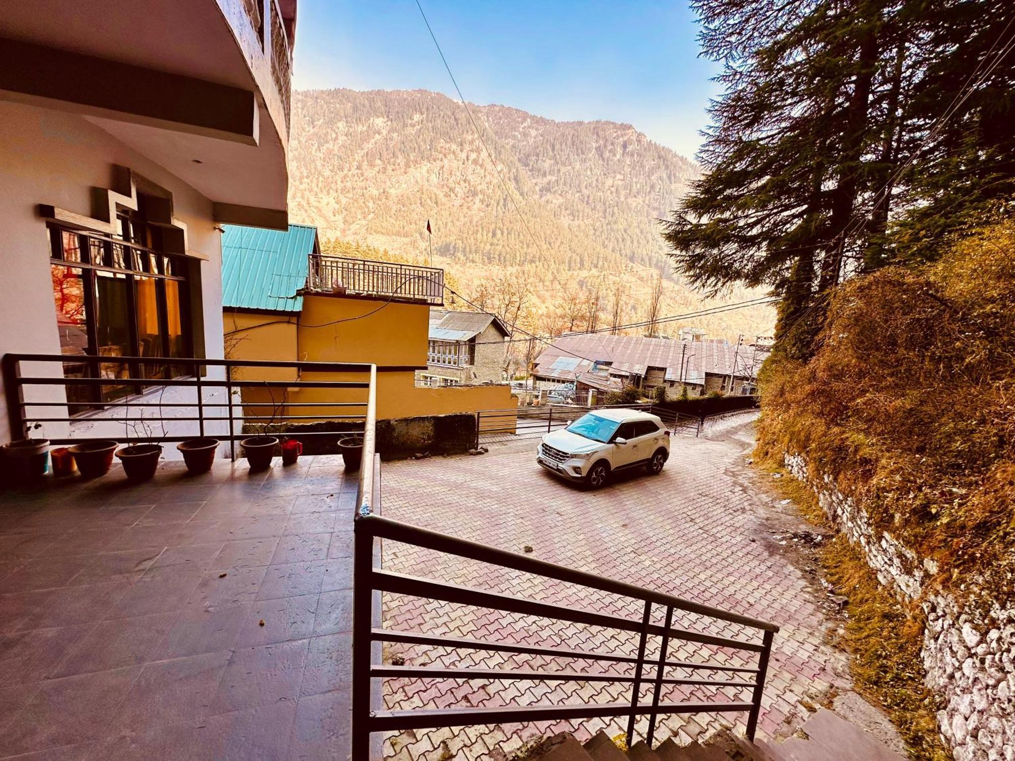 Hotel D Kanchan Manali Manāli Exterior foto